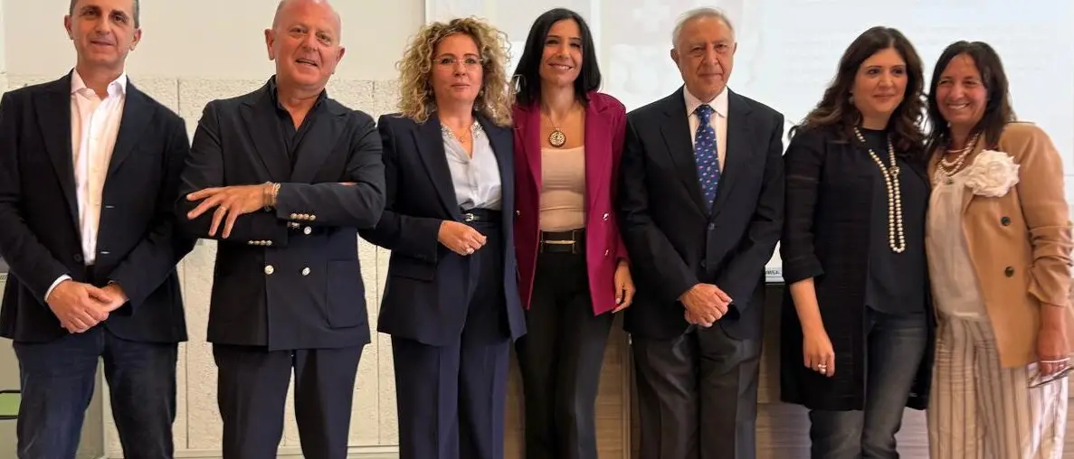 Salute, al via il progetto con visite gratuite nelle scuole. Princi: «La prevenzione inizia dai banchi di scuola»