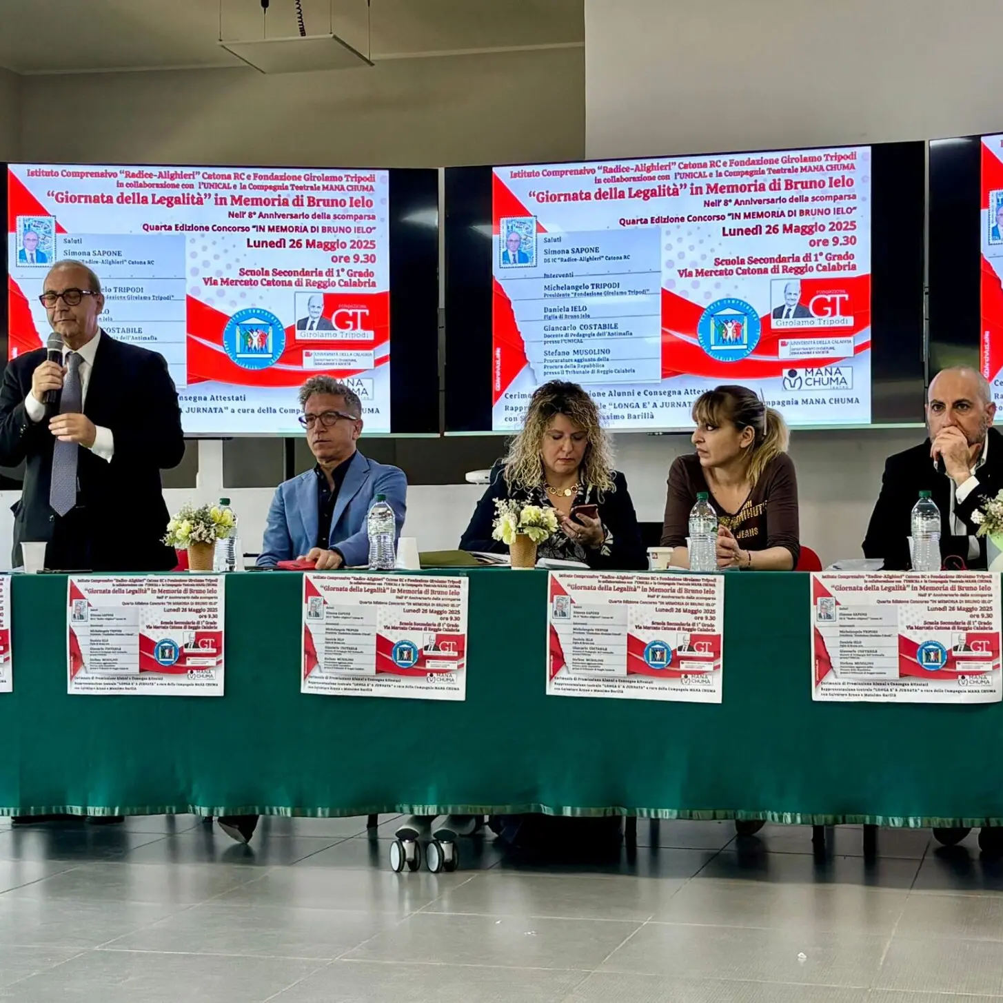Cerimonia per la Giornata della Legalità, promossa dall'IC “Radice Alighieri” di Catona e dalla Fondazione Girolamo Tripodi