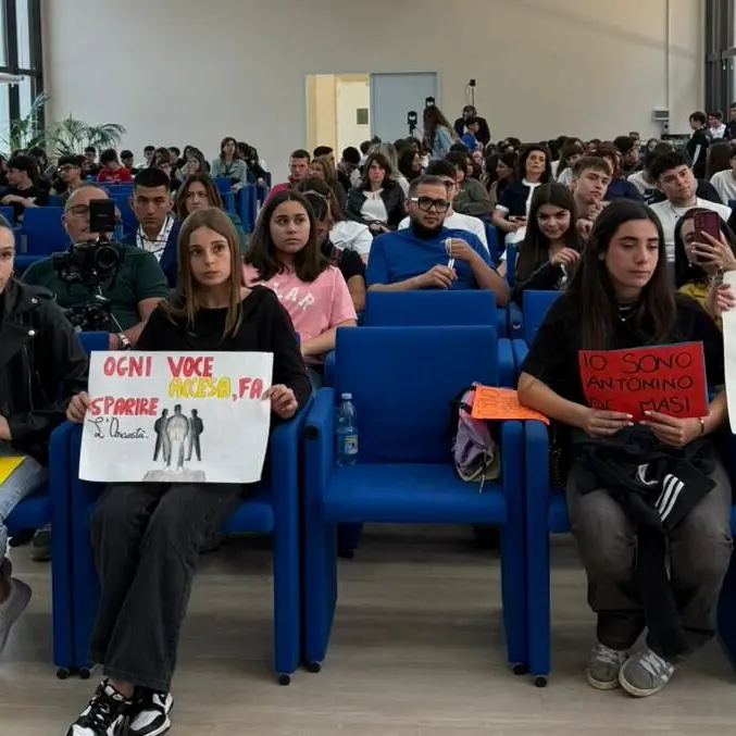 Tra Scilla e Cariddi, trecento studenti calabresi e siciliani uniti per riscrivere il futuro contro mafia e ’ndrangheta