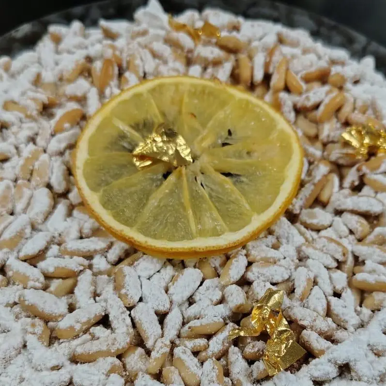 Valentino Rizzo in gara al “Campionato del Bergamotto in Pasticceria” con due creazioni d’autore