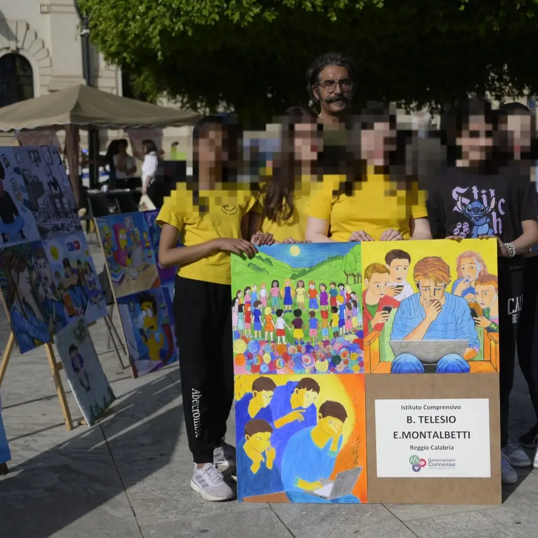 Reggio, la manifestazione conclusiva del progetto “Consapevolmente connessi” dell'IC Telesio