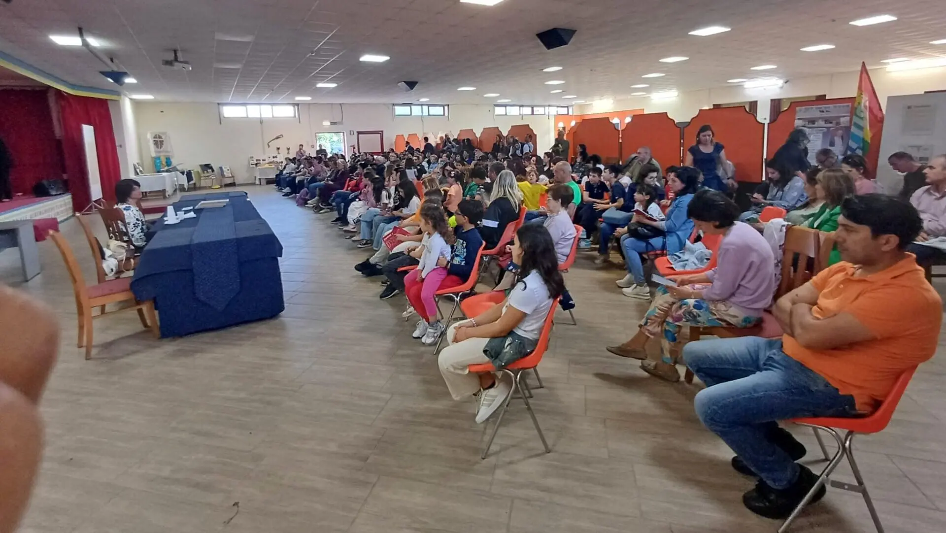 A scuola di solidarietà: l’entusiasmo dei ragazzi di Villa premia l’impegno dell’associazione O.RA. DI. A.GI.RE.