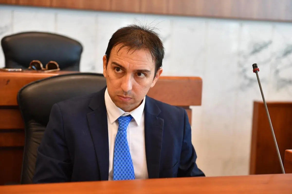 Castorina: «Fronte comune contro la destra che ha distrutto la città»