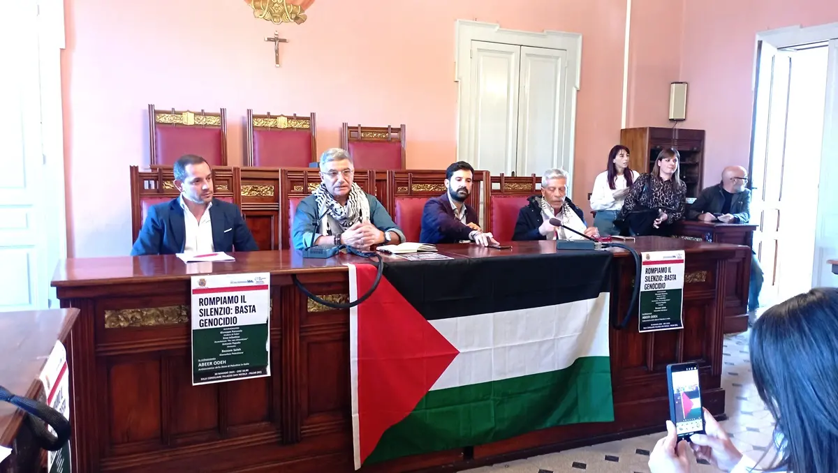 A Palmi l'iniziativa \"Rompiamo il silenzio: basta genocidio\" a Gaza