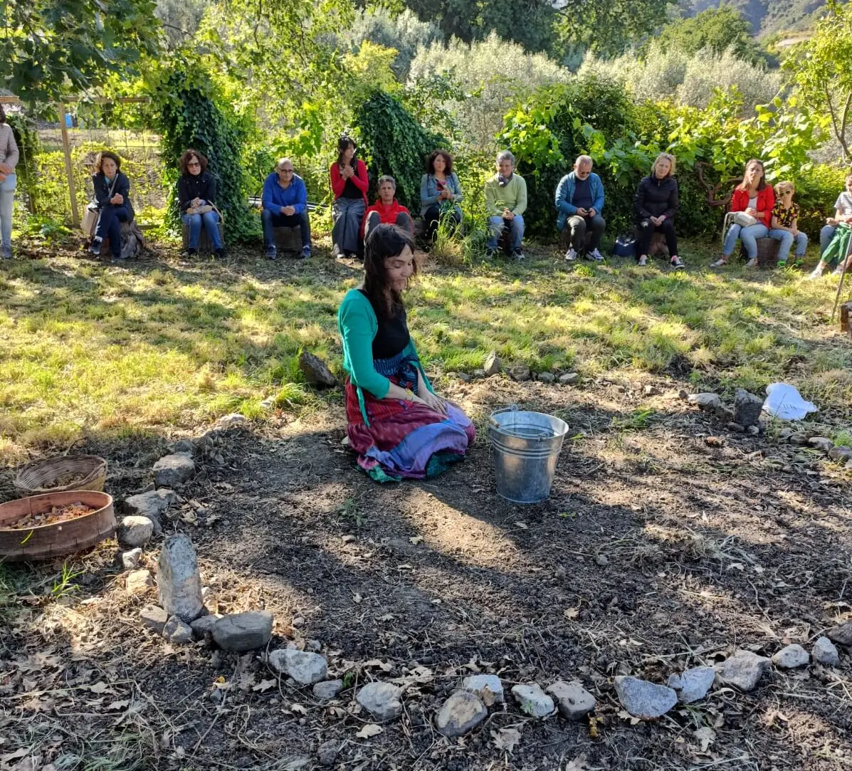 Alla Casa delle Erbe della Locride la “Festa delle Rose” 2025