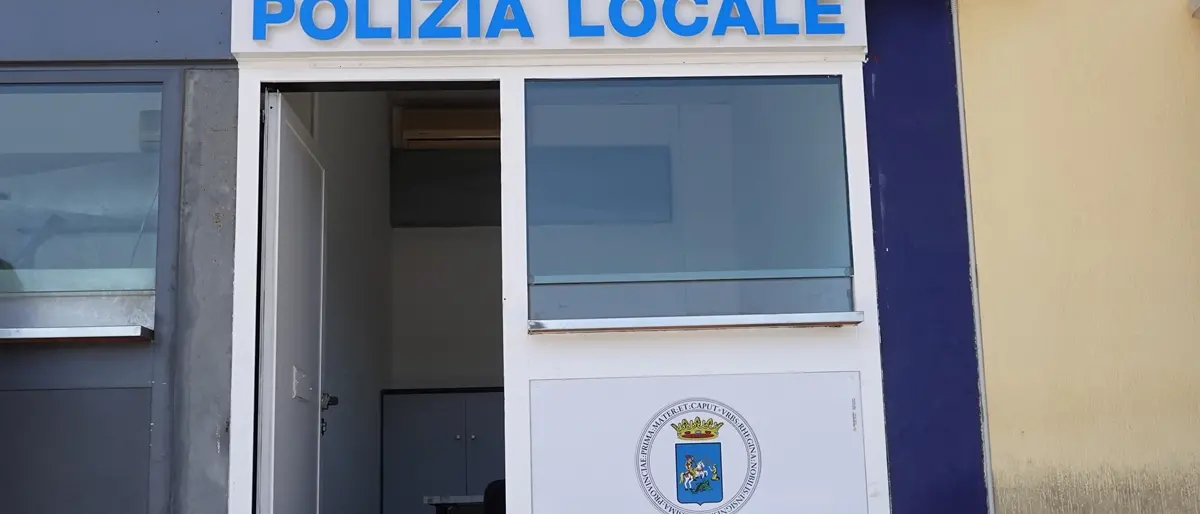 Reggio, la Polizia Locale inaugura una postazione fissa all'aeroporto Tito Minniti