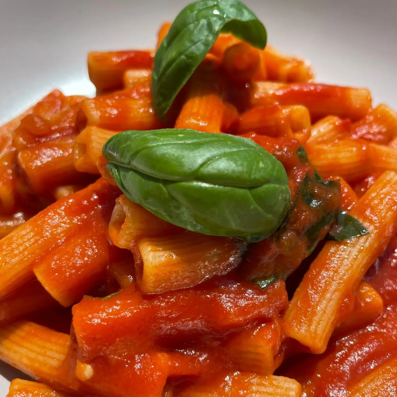 LA RICETTA DEL GIORNO | Quadrotti all'arrabbiata