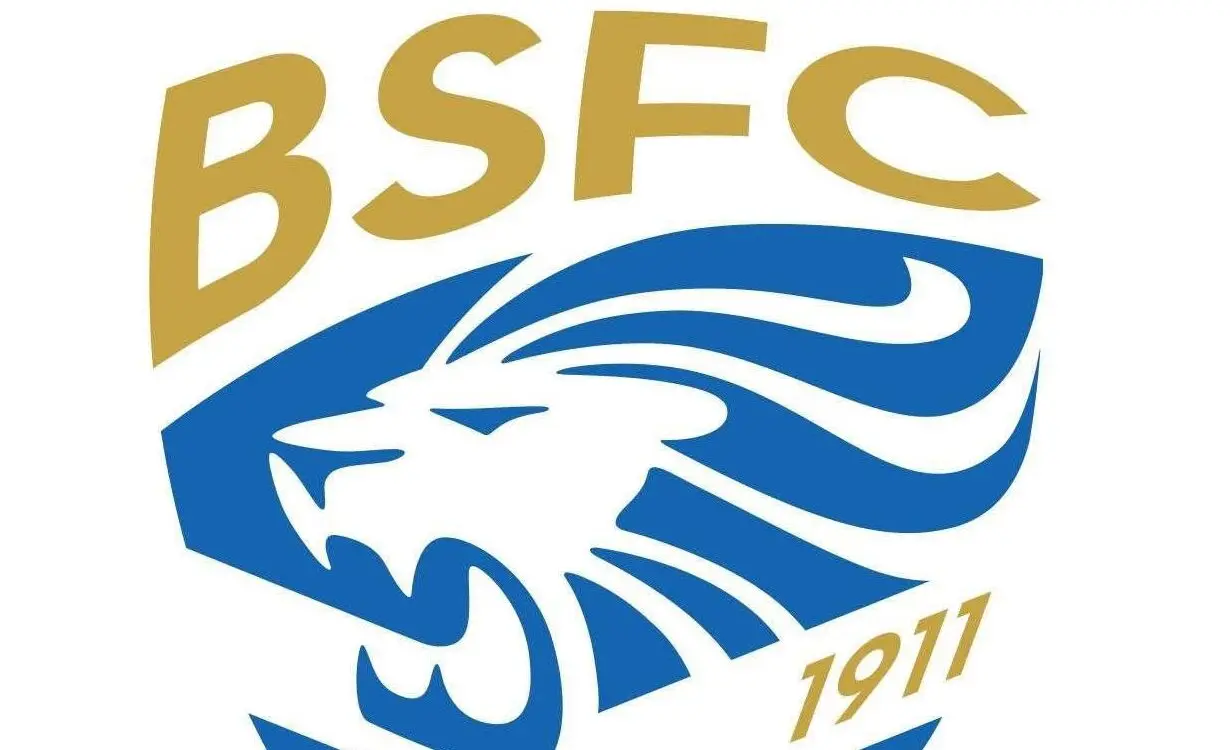 Brescia verso il fallimento: Cellino pronto a mollare tutto. Dipendenti in lacrime, tifosi sotto la sede