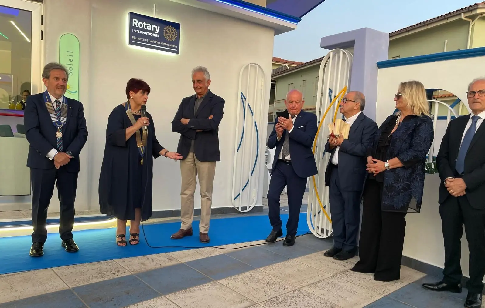 Il Rotary Club Nicotera Medma inaugura la nuova sede a San Ferdinando e accoglie la Governatrice Maria Pia Porcino