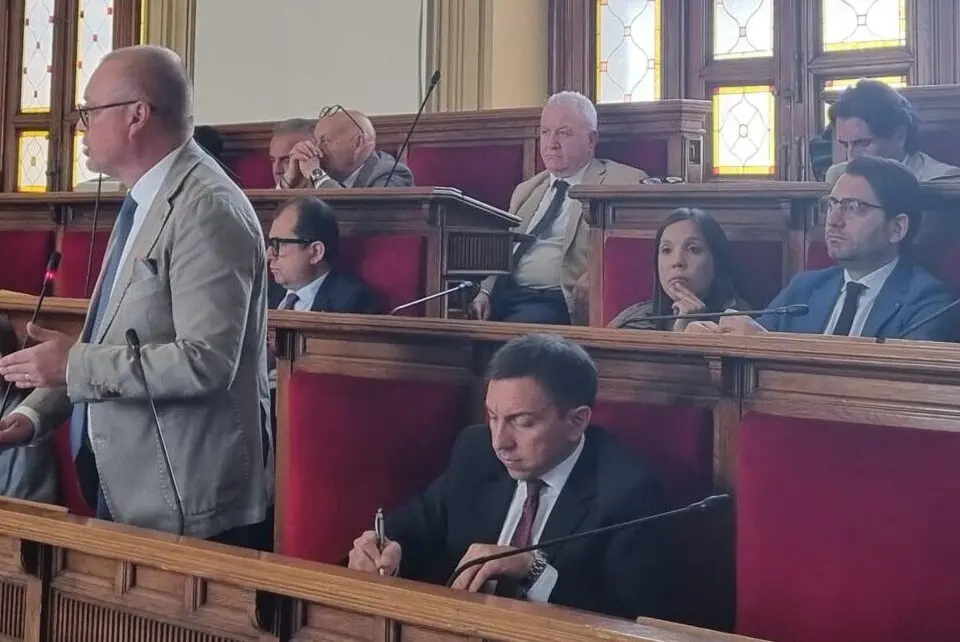 Periferie Reggio, la maggioranza promuove le politiche dell'amministrazione: «Opposizione scollegata dalla realtà»