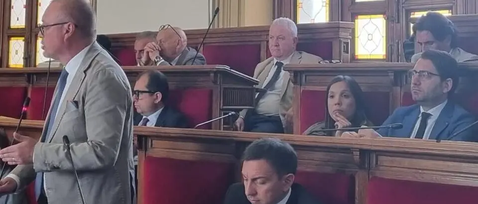 Periferie Reggio, la maggioranza promuove le politiche dell'amministrazione: «Opposizione scollegata dalla realtà»