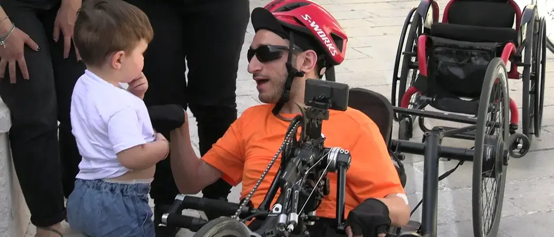 \"Il brigante in Handbike”, Capponi sull’impresa di Misasi: «Un viaggio di inclusione attraverso la Calabria»