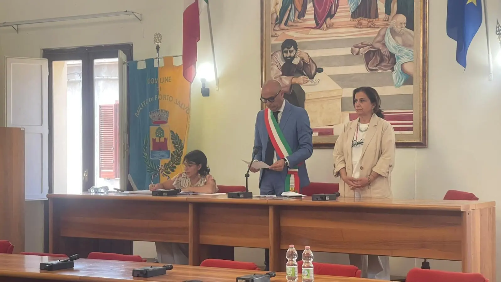 Incendio devasta bene confiscato a Melito Porto Salvo, la ferma condanna del sindaco Nastasi