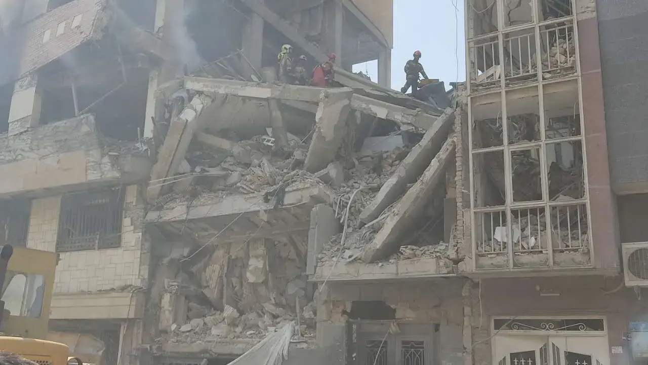 Missili dell'Iran su Israele, almeno 8 morti e 200 feriti