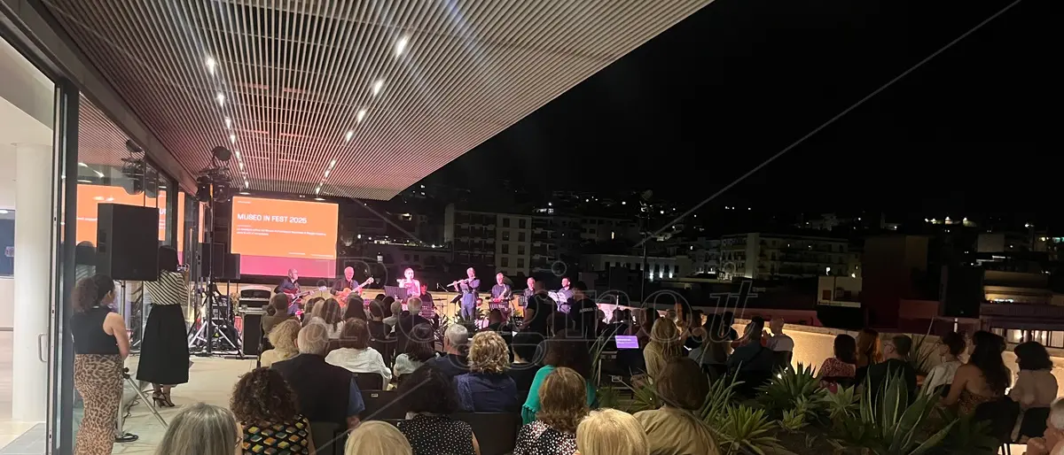 A Reggio al via Museo in fest: a palazzo Piacentini attesi la comicità di Verdone, i racconti di Quaranta e il violino di Mecozzi - VIDEO