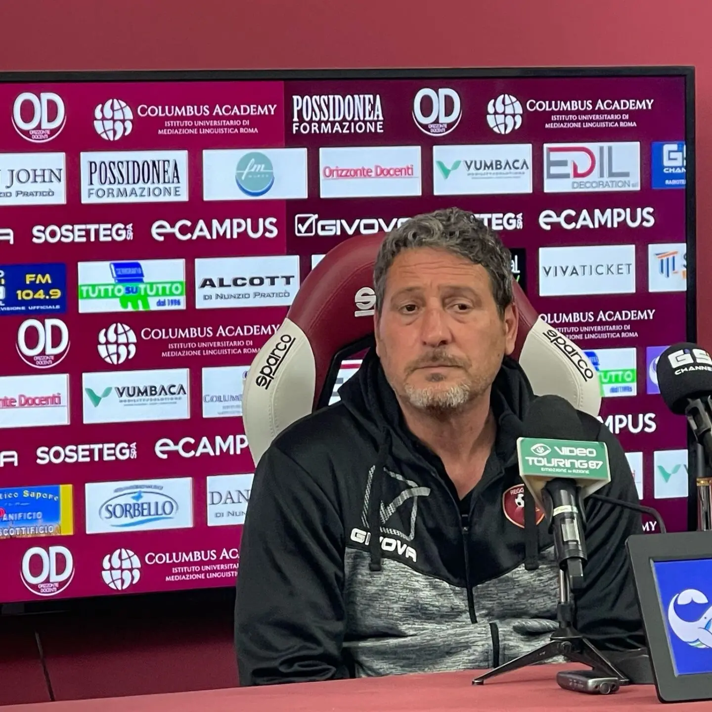 Oggi l'annuncio ufficiale: Trocini resta alla guida della Reggina