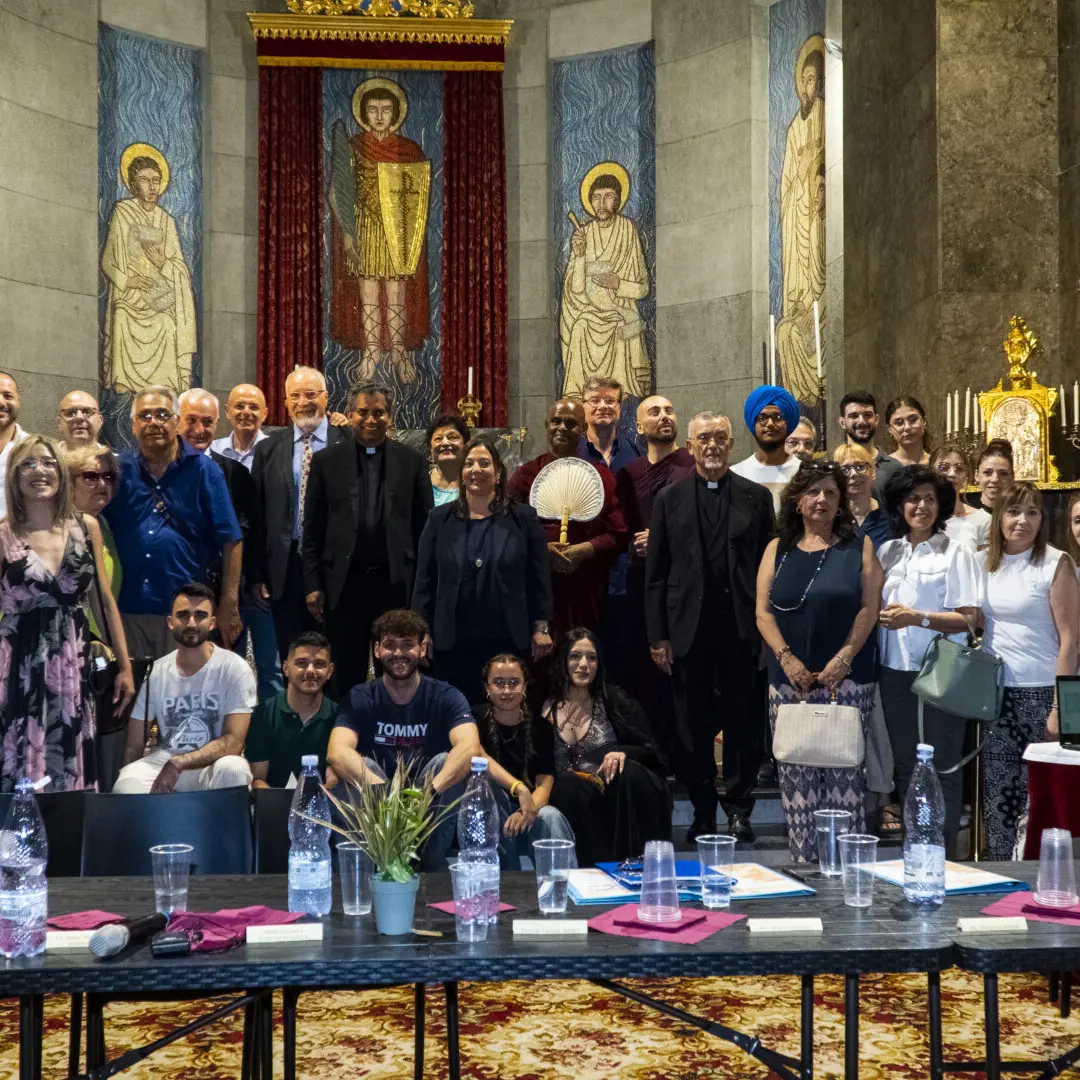 Il ruolo delle religioni nella società attuale: a Reggio un’intensa conferenza sul dialogo interreligioso