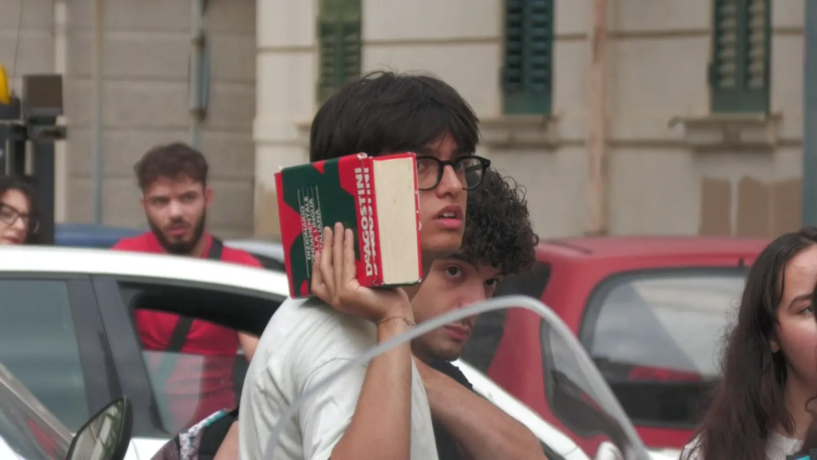 Meno etichette e più strumenti, il racconto dei giovani reggini oltre la maturità ha un bel finale