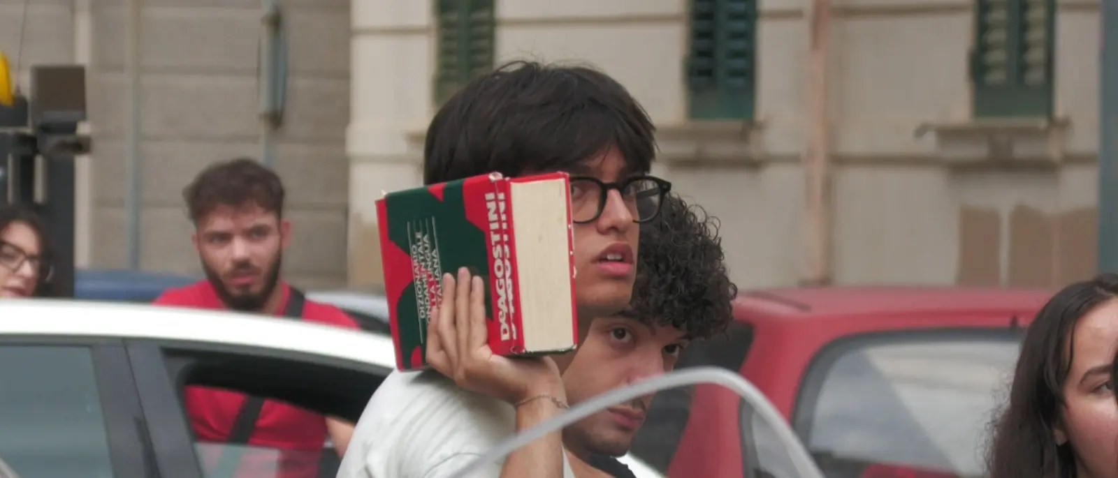 Meno etichette e più strumenti, il racconto dei giovani reggini oltre la maturità ha un bel finale