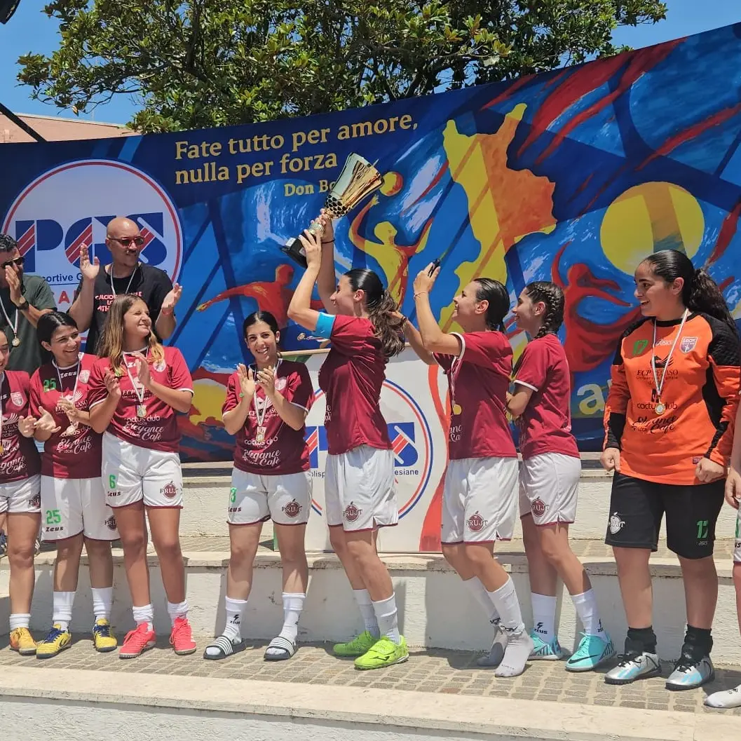 Vittoria per le ragazze dell’Athena Nike: Locri è campione regionale under 15 PGS di calcio a 5