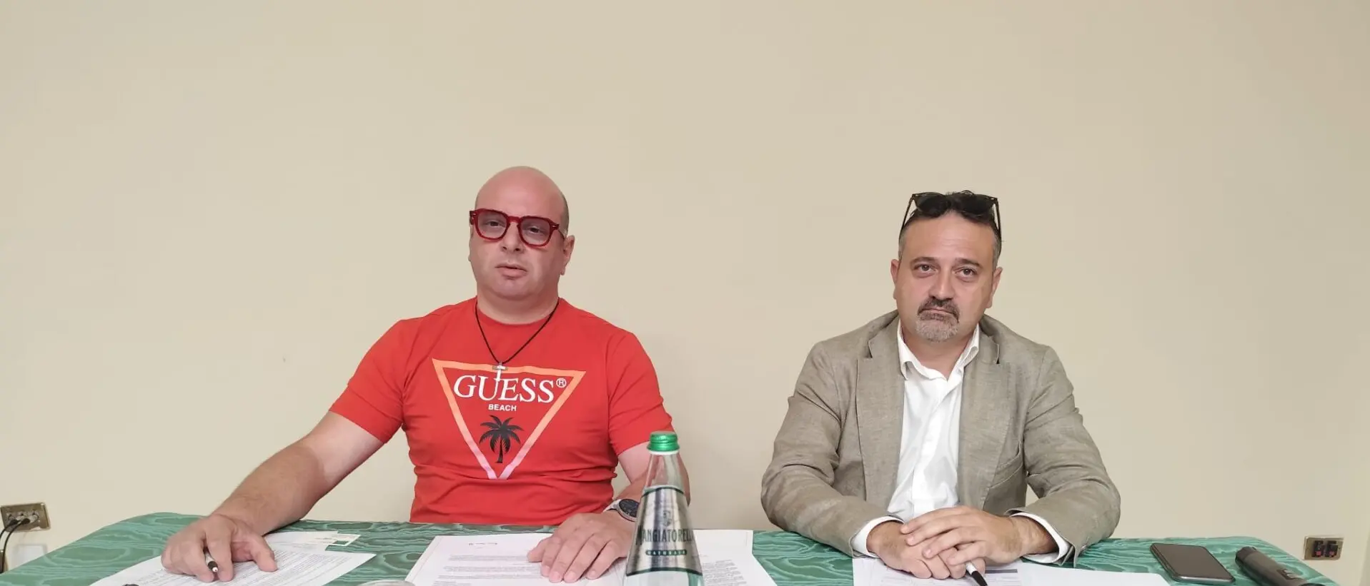 Reggio, la denuncia di Veronese scuote il Palazzo: «Edifici comunali senza contatore dell’acqua, cittadini truffati»