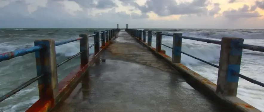 Allarme cemento sulle coste: per Legambiente la Calabria quinta in Italia per abusi edilizi costieri