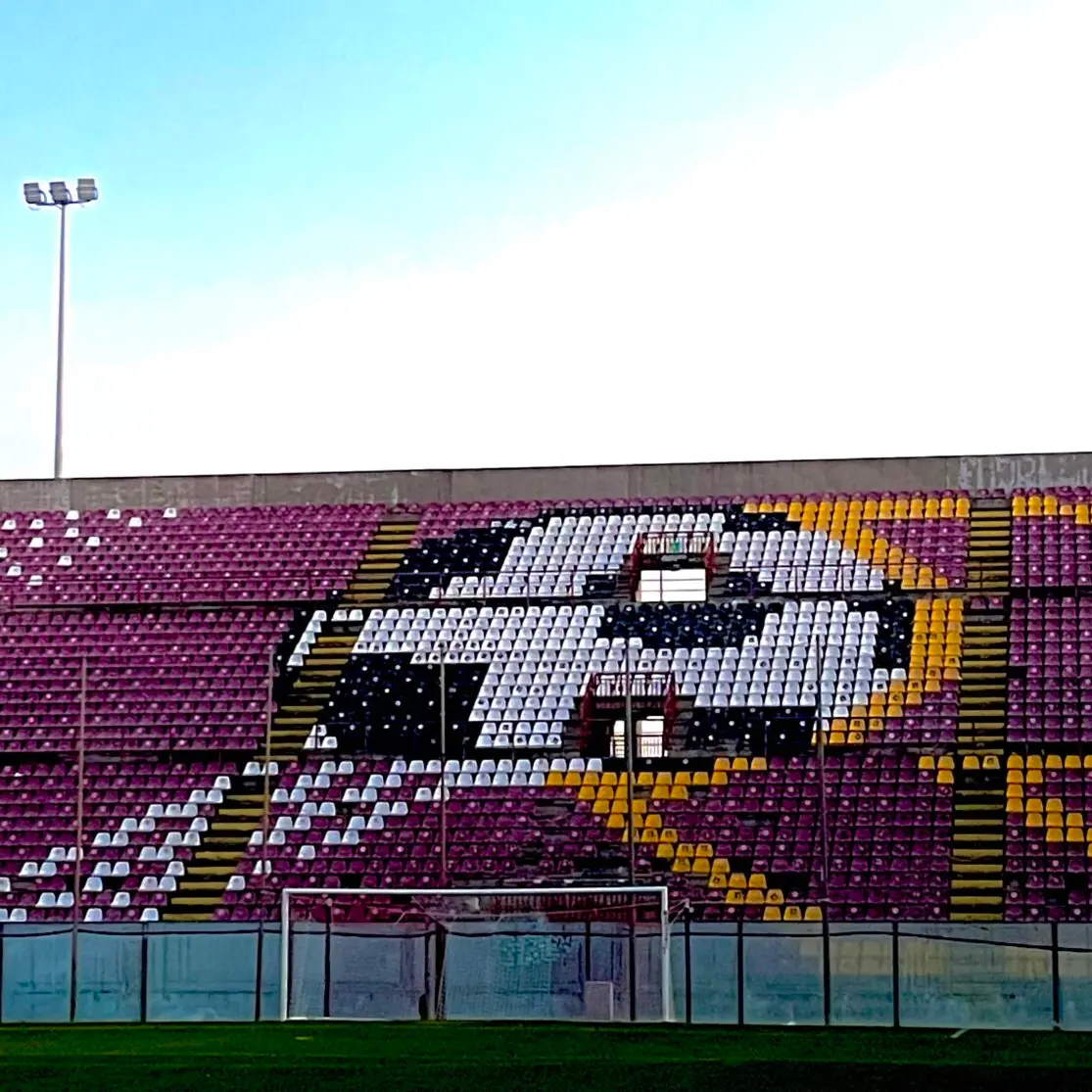 Reggina, è l’anno della verità: la bandiera amaranto deve tornare a dominare