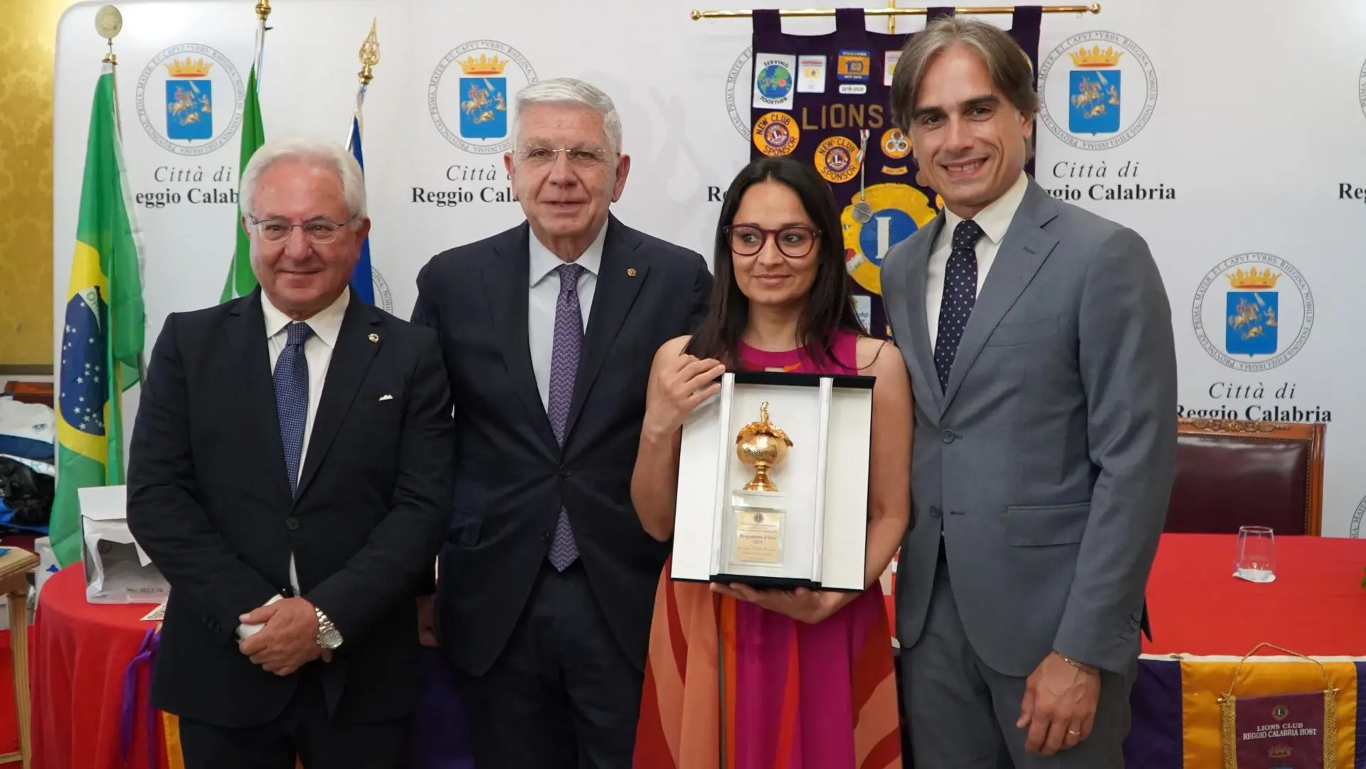 Il “Bergamotto d’Oro” del Lions Club alla scrittrice Rosella Postorino, Falcomatà: «Una scelta che onora Reggio»