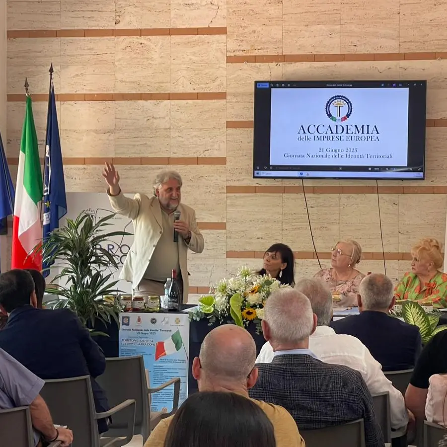 A Lazzaro si accende la \"Porta dell’identità territoriale\": cultura, narrazione e sviluppo per rilanciare l'area grecanica