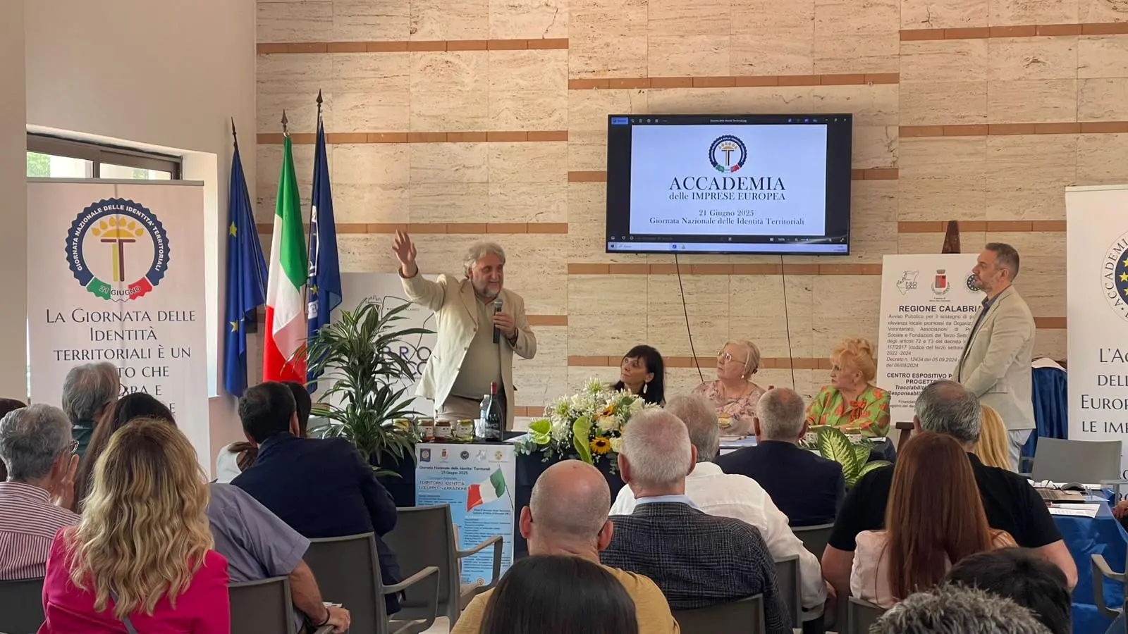 A Lazzaro si accende la \"Porta dell’identità territoriale\": cultura, narrazione e sviluppo per rilanciare l'area grecanica