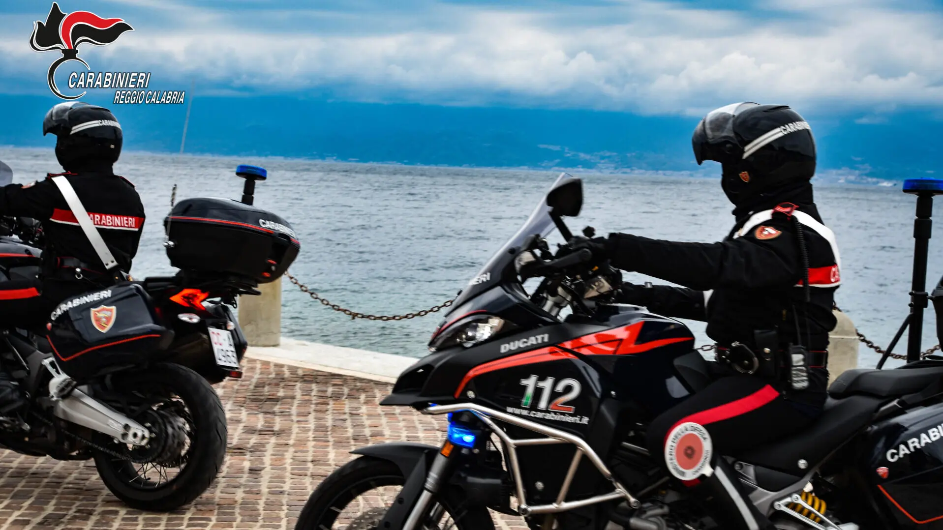 Reggio, lavoro in nero e irregolarità: chiuso stabilimento balneare e quattro denunce