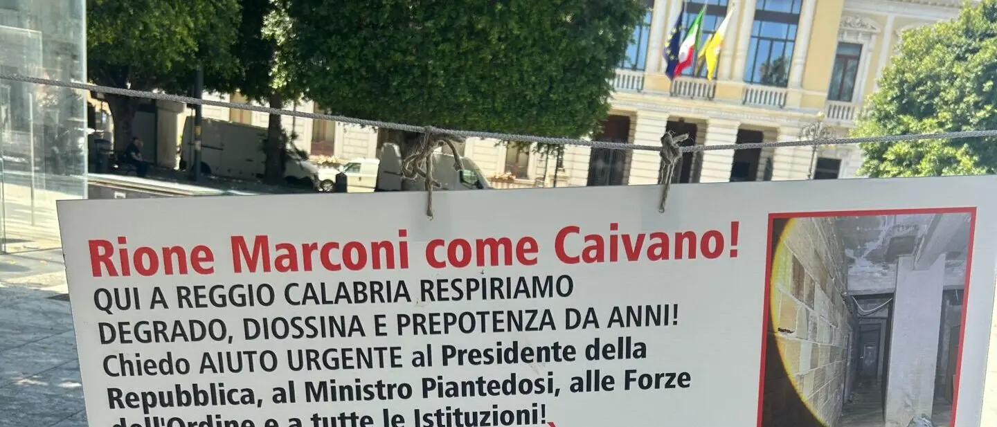 Rione Marconi, continua la protesta dei residenti a Palazzo San Giorgio