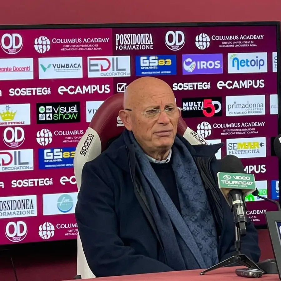 Reggina umiliata nel derby, Ballarino esplode: «Squadra ridicola e senza cuore. Chiedano la rescissione del contratto»