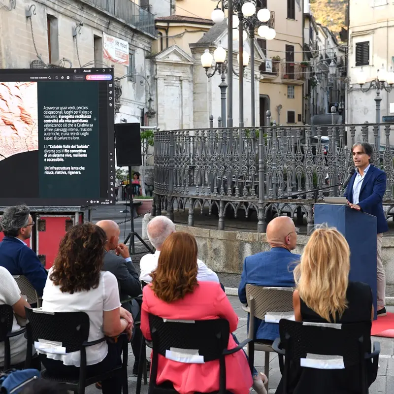 Gioiosa Jonica, valle del Torbido promuove il progetto della Città Metropolitana sui Parchi urbani: così cambiano i Comuni