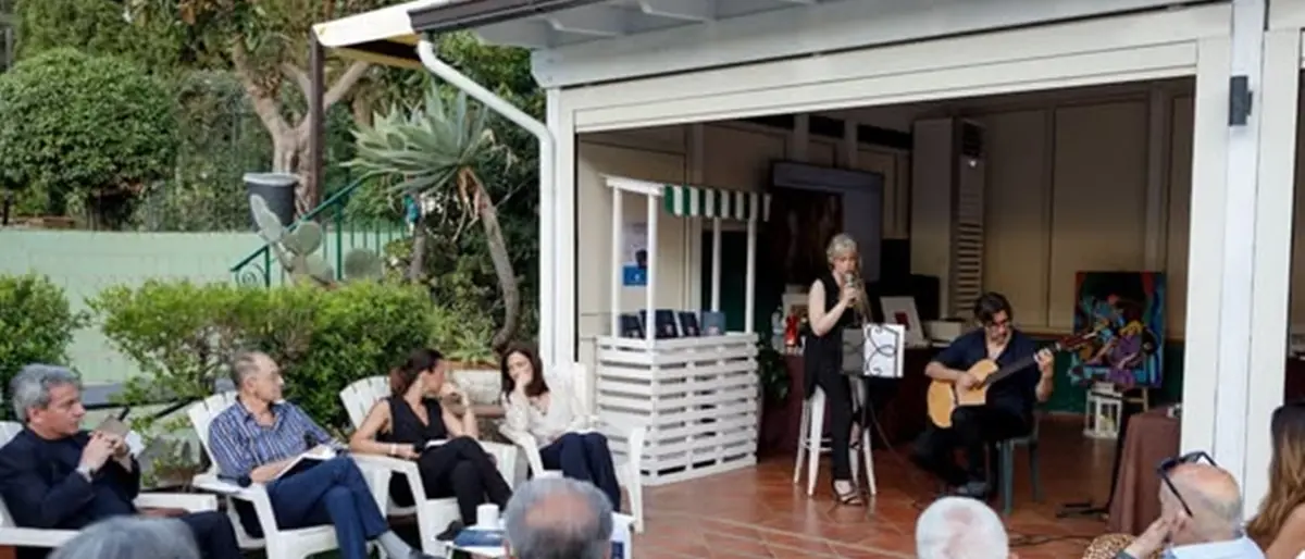 Reggio, al circolo Polimeni la presentazione de \"L'amore e le sue forme\" di Demetrio Mannino