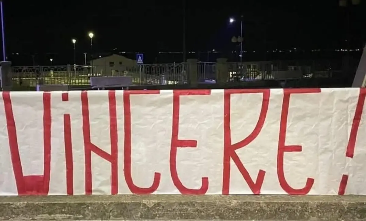 La Curva Sud alza la voce: «Pretendiamo una grande Reggina e rispetto per tutti i tifosi»