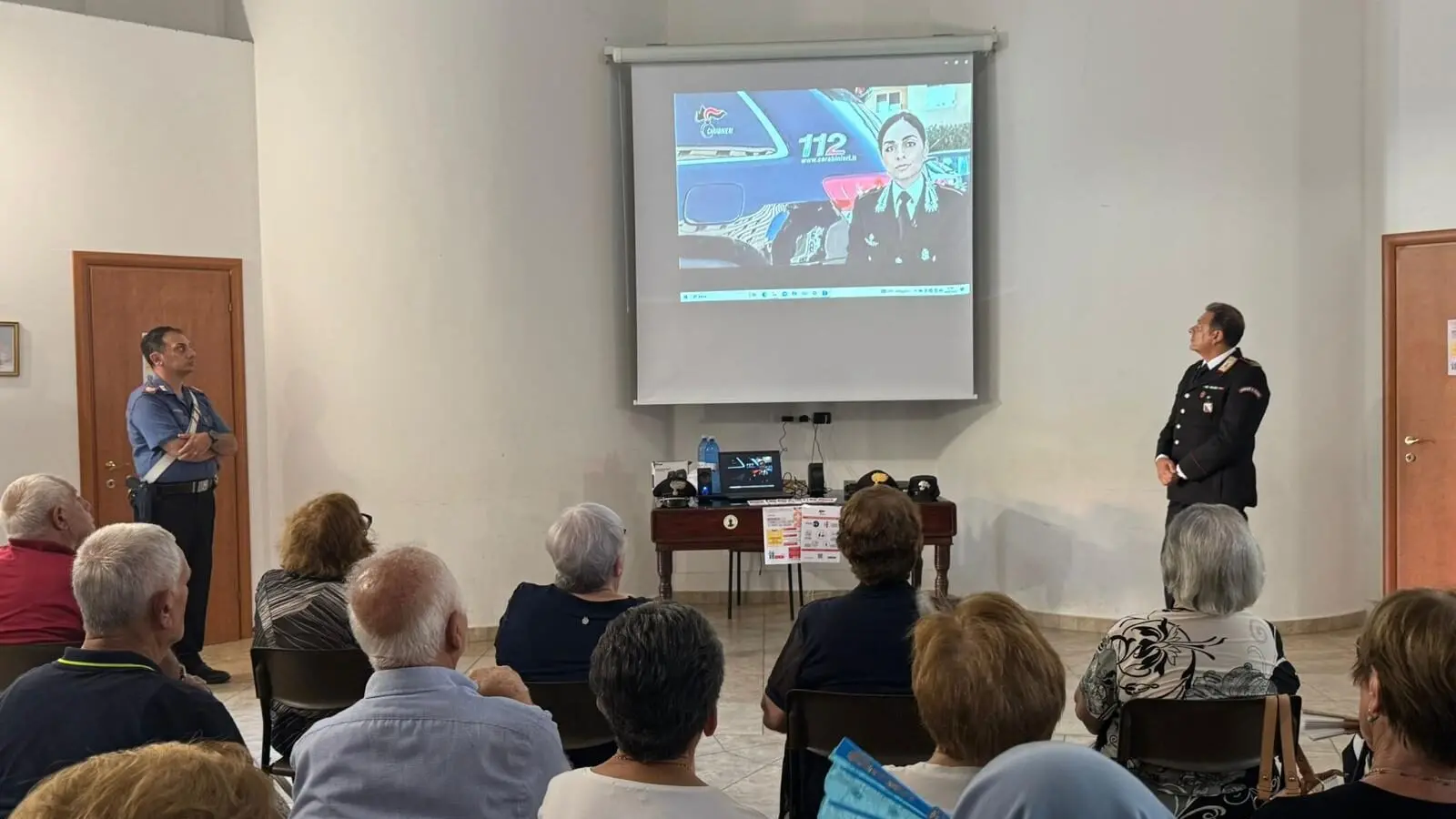 Campo Calabro, i Carabinieri in prima linea contro le truffe agli anziani: «Mai fidarsi degli sconosciuti»