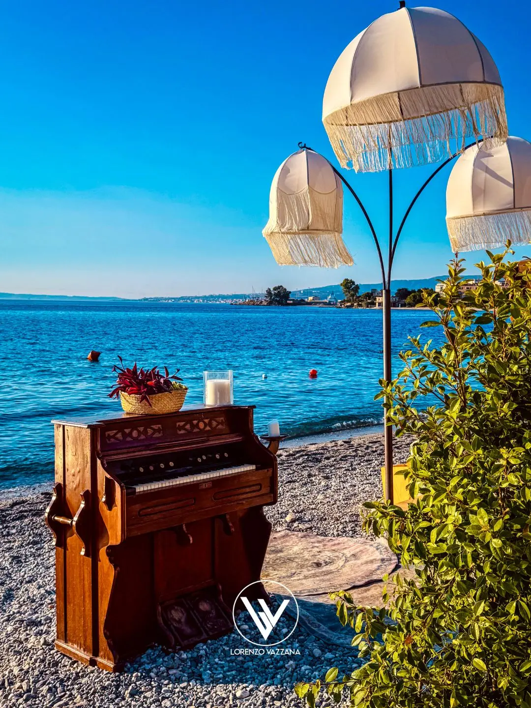 LA FOTO DEL GIORNO | Note sul mare: poesia d’estate