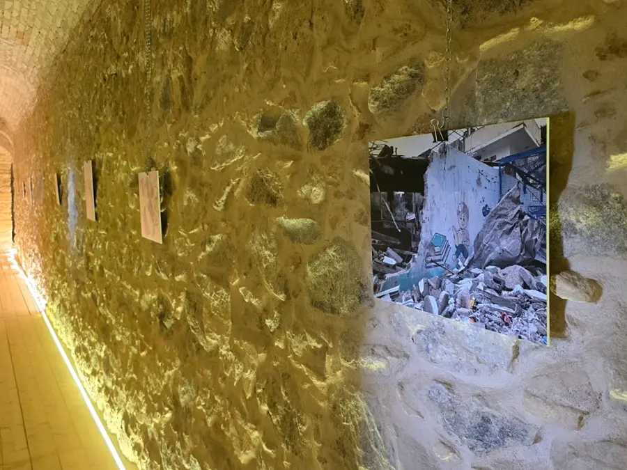 Reggio, tra le macerie di Gaza la vita resiste: il toccante racconto fotografico di Fadi Thabet da oggi al parco Ecolandia