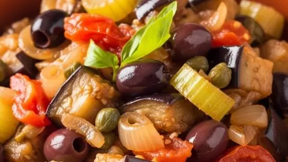 LA RICETTA DEL GIORNO | Caponata palermitana: l’agrodolce che sa di Sicilia