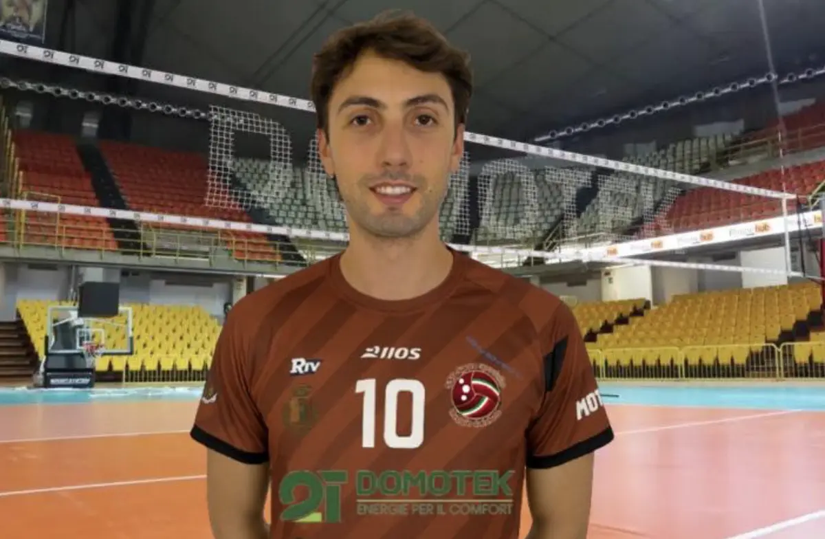 Domotek volley Reggio, Andrea Innocenzi è il nuovo centrale