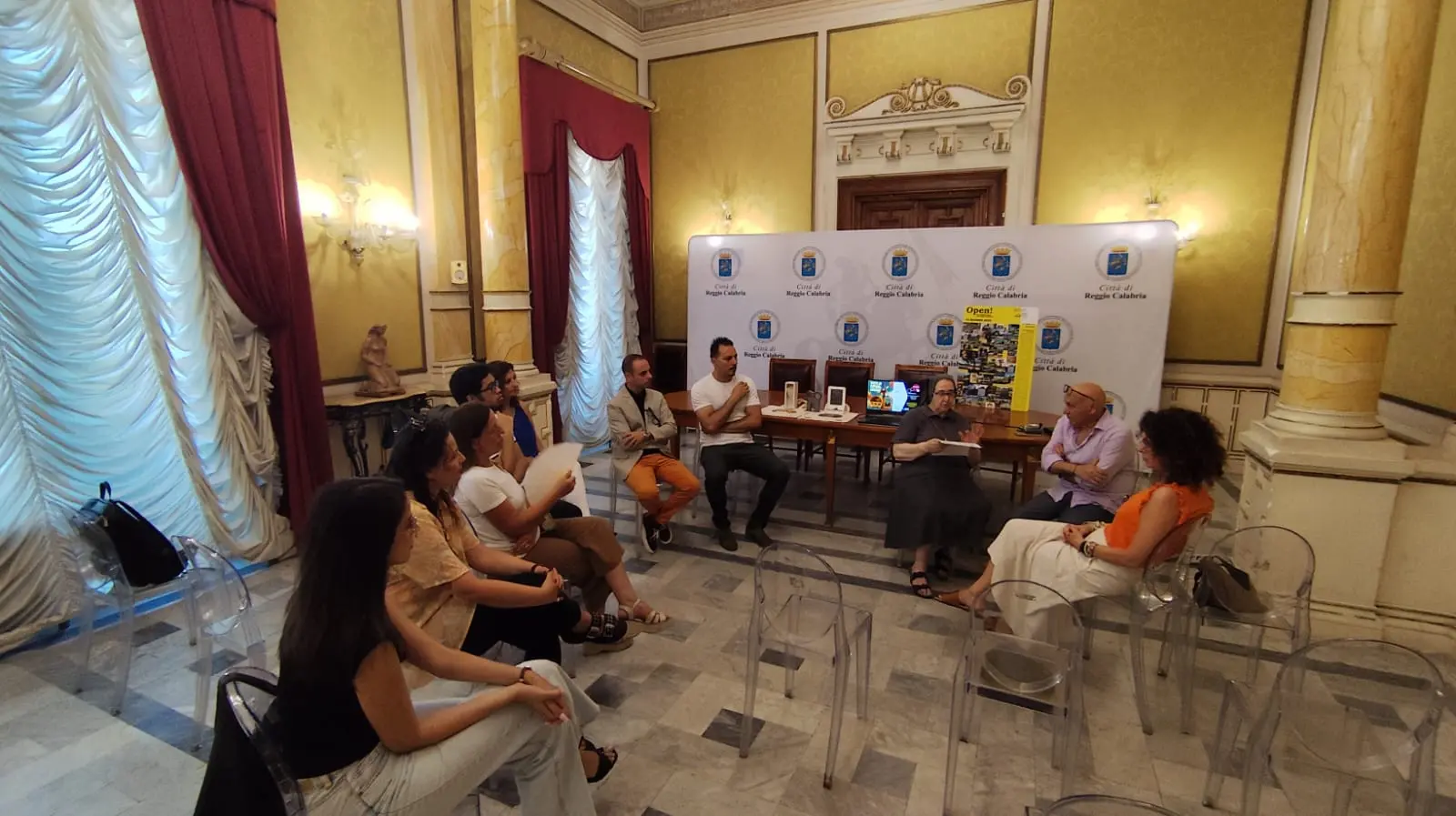 Reggio, “Sipari Urbani” per la rigenerazione: arte, AI e giovani trasformano la periferia