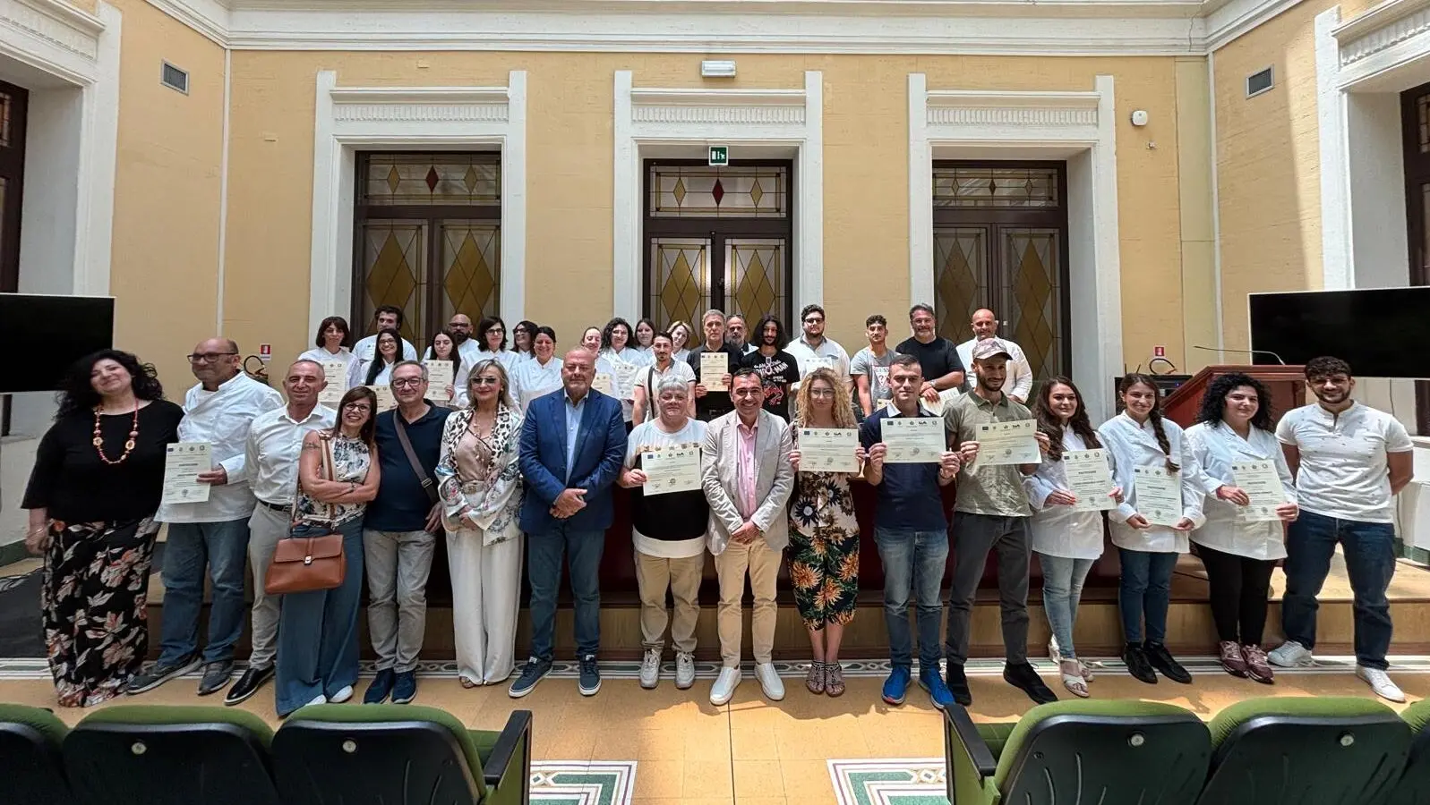 Reggio, a Palazzo Alvaro consegnati 60 attestati di fine corso per pasticceri, operatori agriturismo ed elettricisti