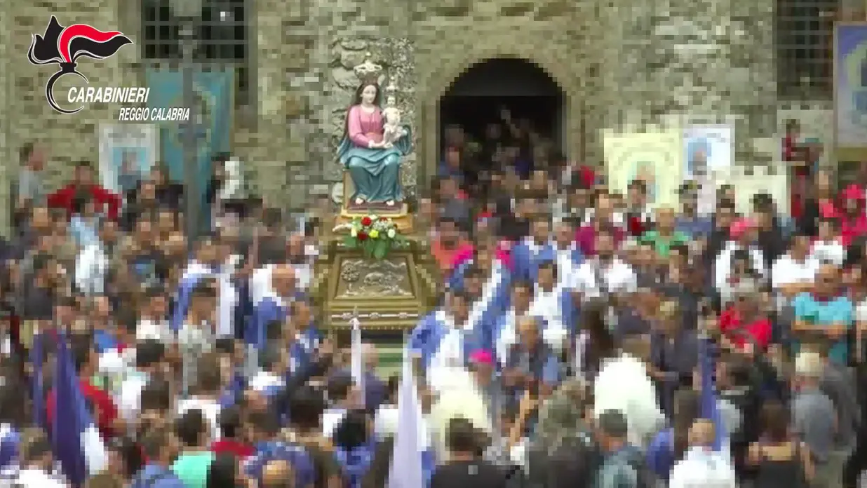 Figlio e nipote del boss fra i portatori della vara della Madonna Polsi: scoperti e cacciati