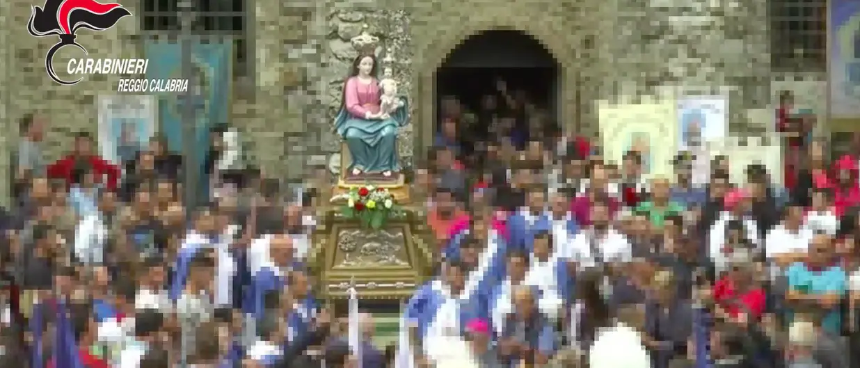 Figlio e nipote del boss fra i portatori della vara della Madonna Polsi: scoperti e cacciati