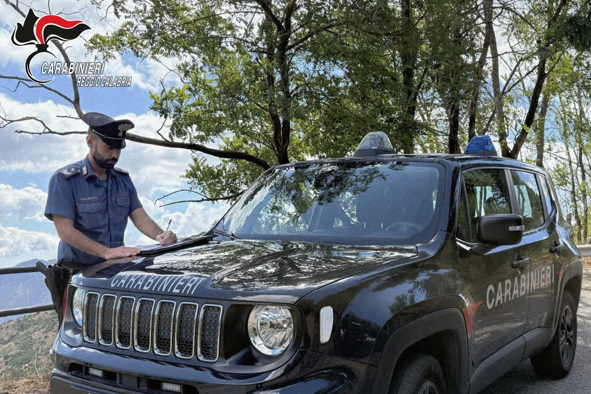 Piana di Gioia Tauro, controlli su strada dei Carabinieri: 13 denunciati