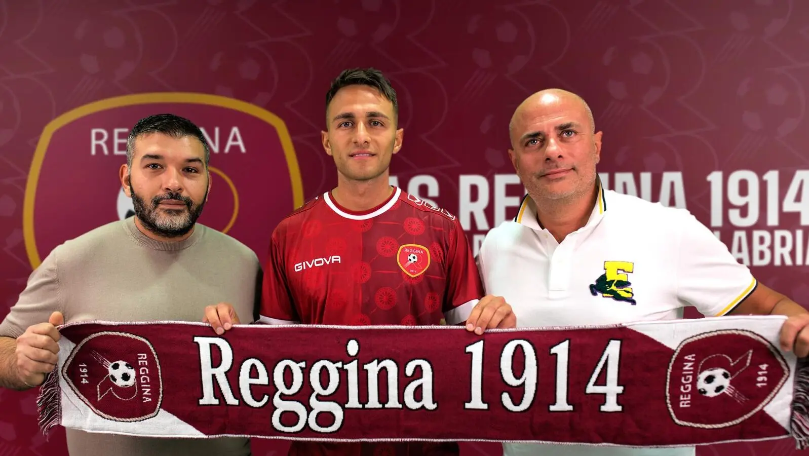 Reggina, ufficiale l'ingaggio di Simone Edera