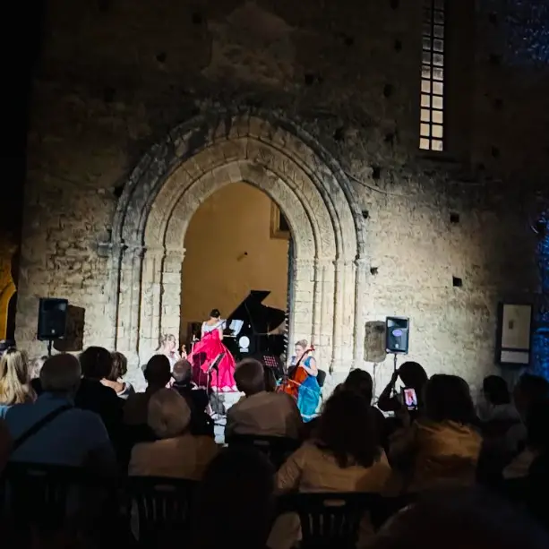 A Gerace il concerto “Frida Ensemble\" davanti alla Chiesa di San Francesco