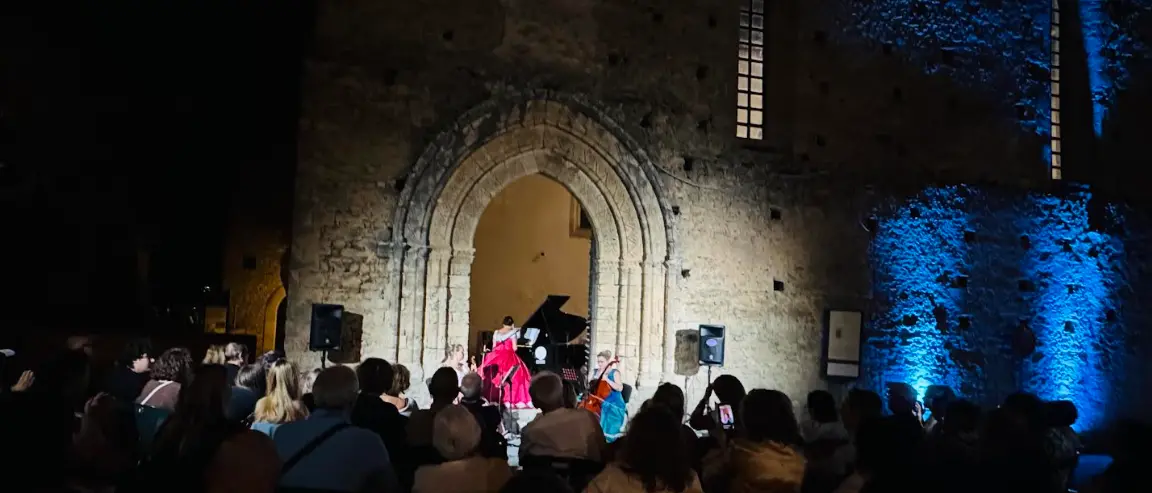 A Gerace il concerto “Frida Ensemble\" davanti alla Chiesa di San Francesco