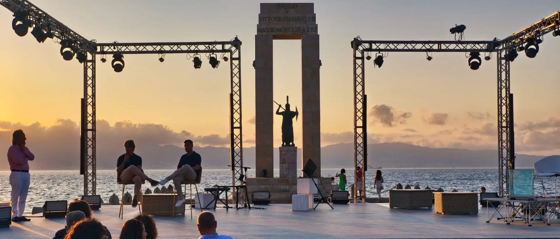 Reggio Calabria lancia Sunset Land: sessanta giorni di musica, tramonti e identità mediterranea